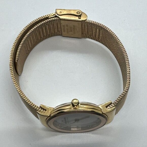 Skagen Freja 358SRRD Womens Rose-Tone Steel Mesh Analog Dial  display picture 3